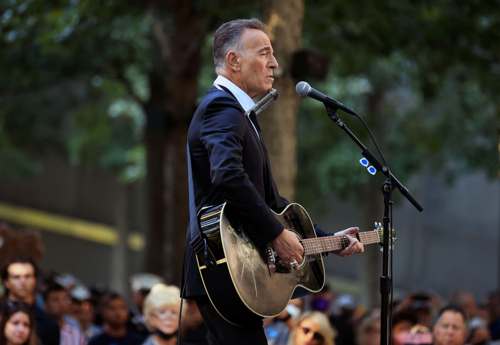 Bruce Springsteen Performs at 9/11 Memorial Ceremony