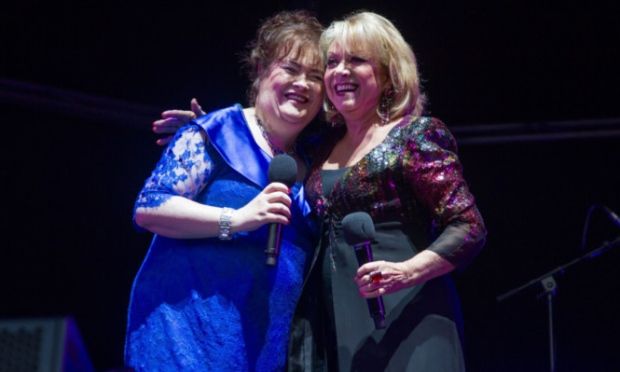 Susan Boyle and Elaine Paige wow the crowd with duet at Glamis Proms